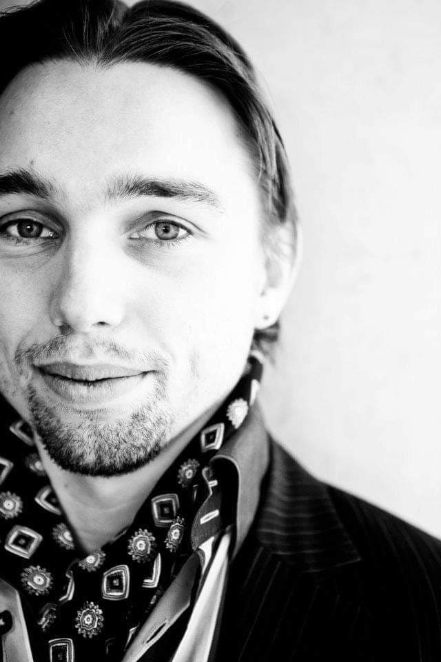 dr-david-outevsky_bespoke-dance-education_bio-photo